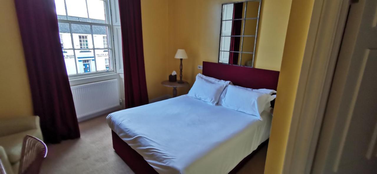 Buccleuch And Queensberry Arms Hotel Thornhill  Ngoại thất bức ảnh