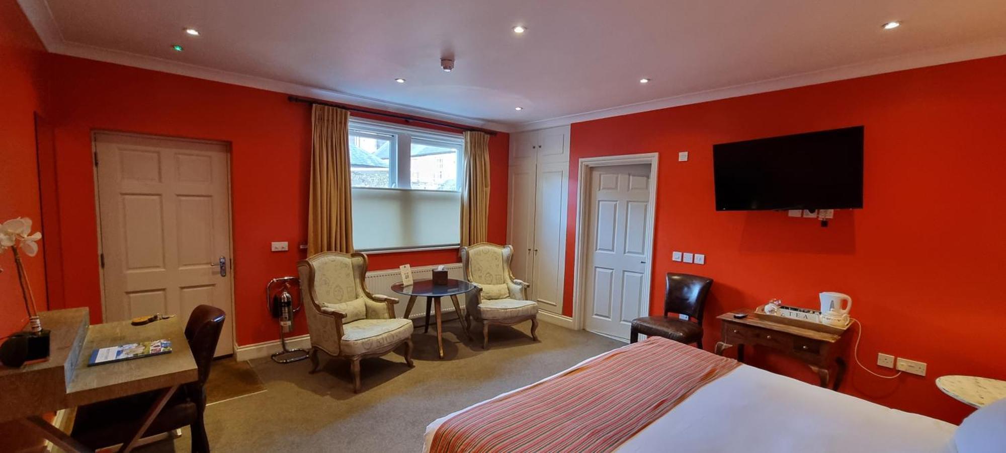 Buccleuch And Queensberry Arms Hotel Thornhill  Ngoại thất bức ảnh