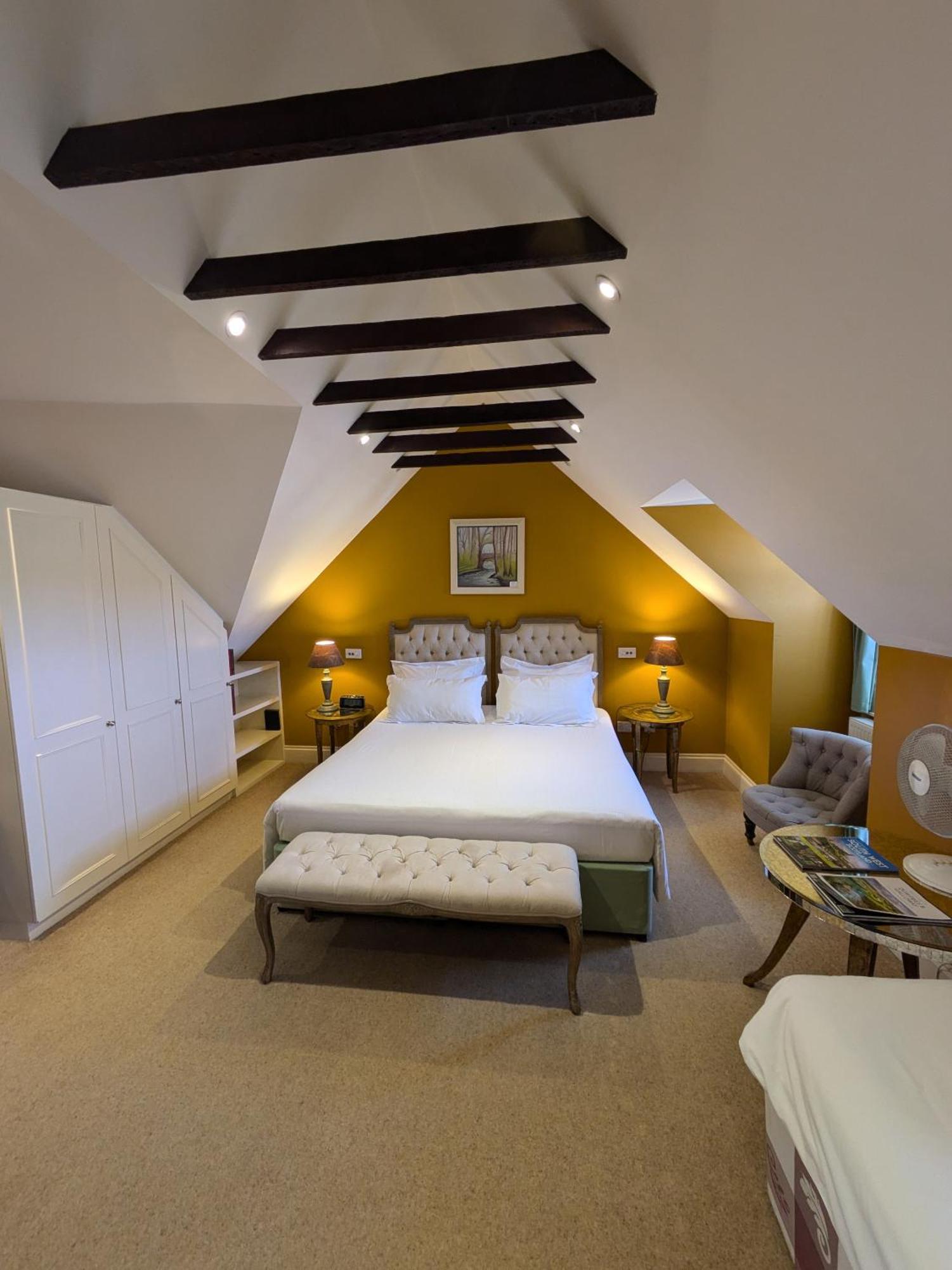 Buccleuch And Queensberry Arms Hotel Thornhill  Ngoại thất bức ảnh